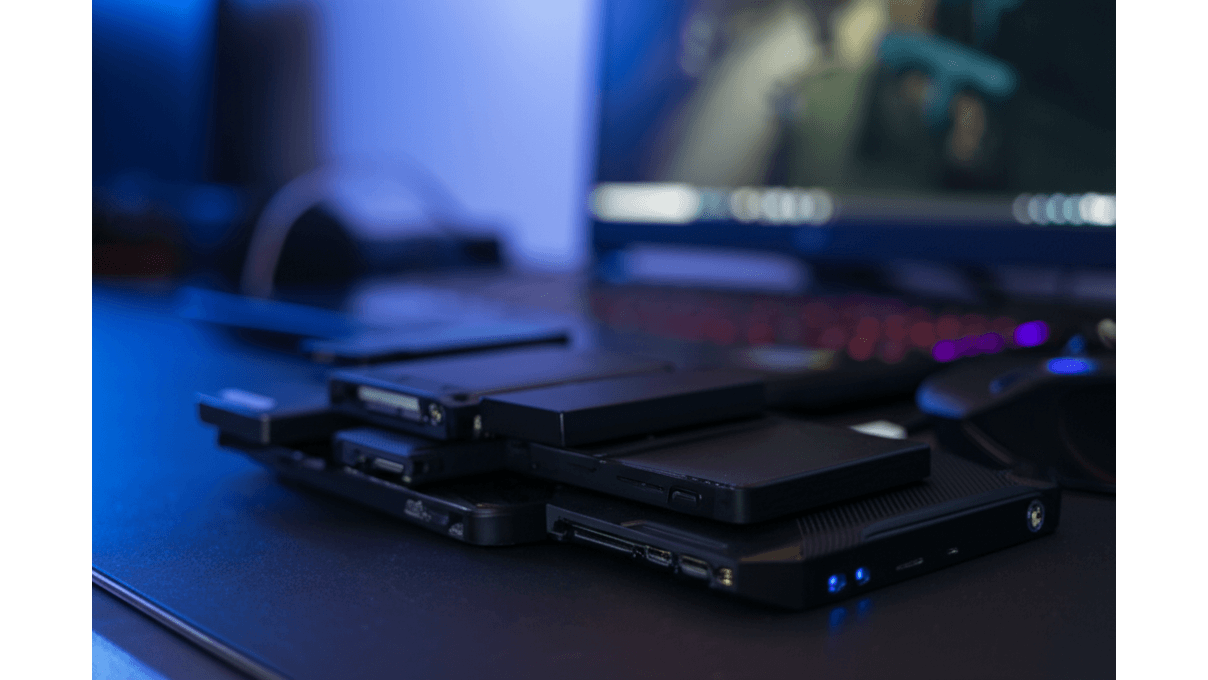 電競硬碟品牌_耐用性與額外功能_Seagate_WD_SanDisk_3大品牌_5年保固數據救援價值